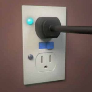 Duplex Outlet with Current Indicator